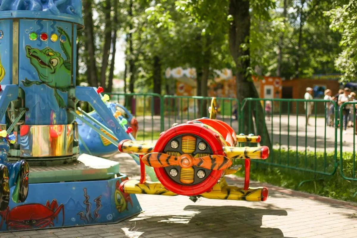 Фото Перовский парк аттракционов - развлечение в Москве | Досугатор